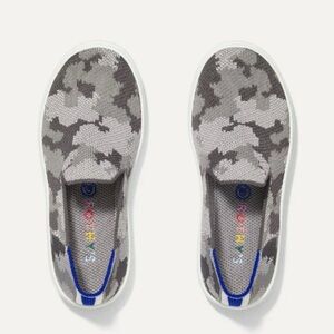 NEW Rothy’s Kids Sneakers Gray Camo Size 10
